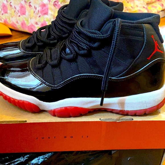 bred 11s 7.5